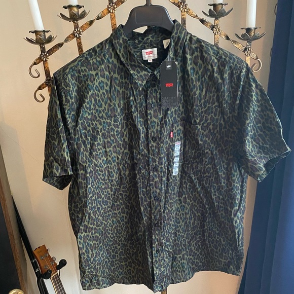 Levi's Other - NWT Levi Funky Leopard Shirt